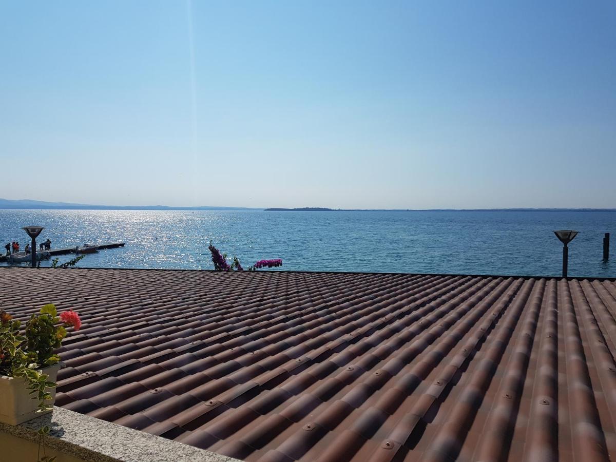 Graziosa Al Porto Villa Moniga del Garda Exterior foto