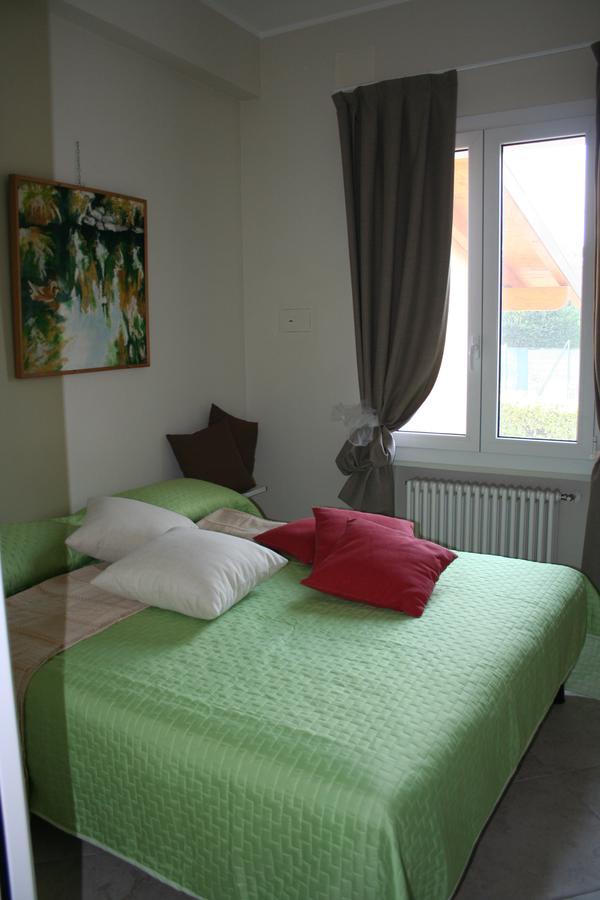 Graziosa Al Porto Villa Moniga del Garda Exterior foto